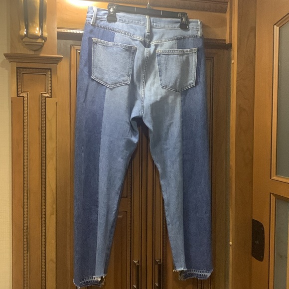 NWOT FRAME Two Tone High Rise Jeans Size 31 - Picture 3 of 7